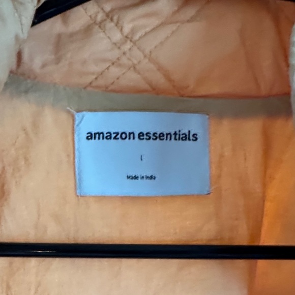 Amazon Essentials Tan Quilted Jacket - Picture 2 of 3